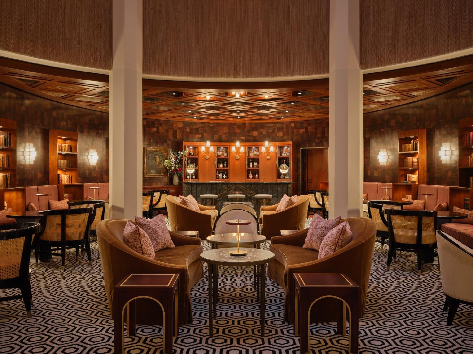 Rocco The Charles Hotel
